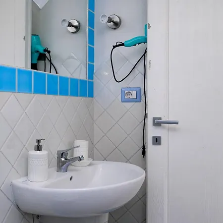 Affittacamere Santa Teresa 4*