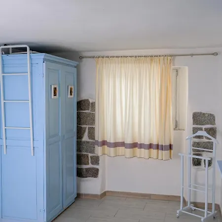 Santa Teresa Konukevi Capo Testa